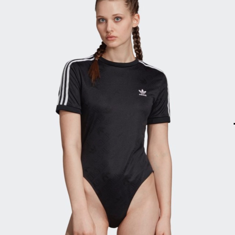 SHORT SLEEVE BODYSUIT WOVEN WITH TEXTURED PATTERN